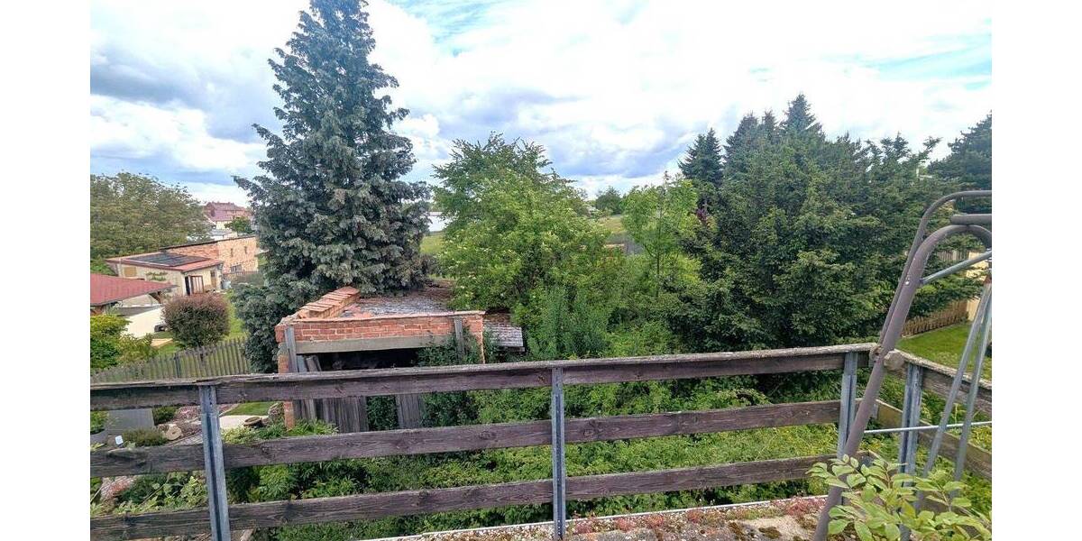 Mehrfamilienhaus, Wohnhaus Hermsdorf - 6 Zimmer, 155 m&sup2;, 79.000&euro; | Angebot:25703141