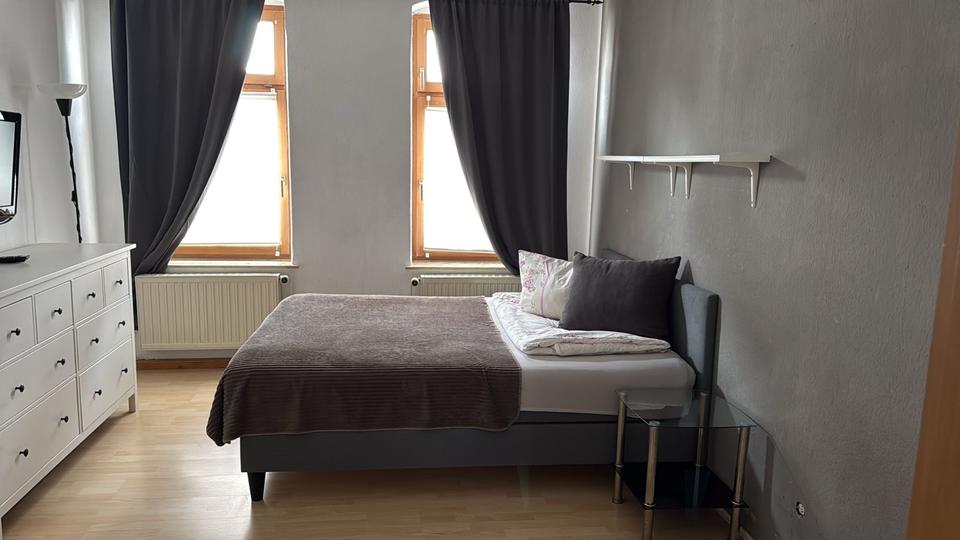 Etagenwohnung Gera Alt-Taubenpreskeln - 4 Zimmer, 70 m&sup2;, 80&euro; | Angebot:25886935