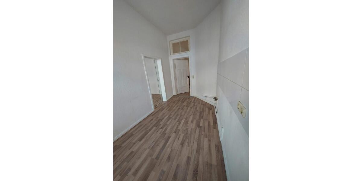 Erdgeschoßwohnung Werdau - 2.5 Zimmer, 56 m&sup2;, 299&euro; | Angebot:26262694