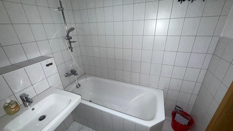 Etagenwohnung Greiz - 2 Zimmer, 44 m&sup2;, 230&euro; | Angebot:26462525