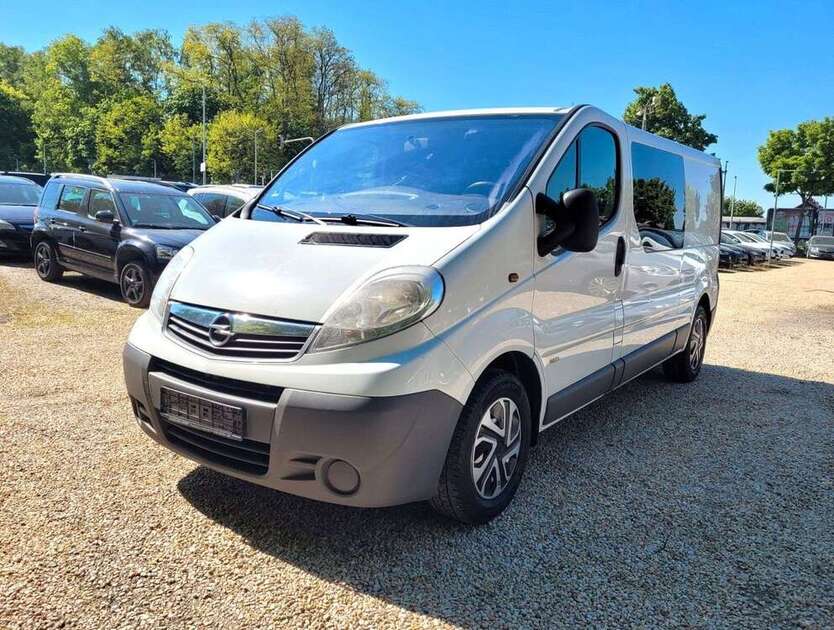 Opel Vivaro 436.158 km 6.380 € Zwickau 08056