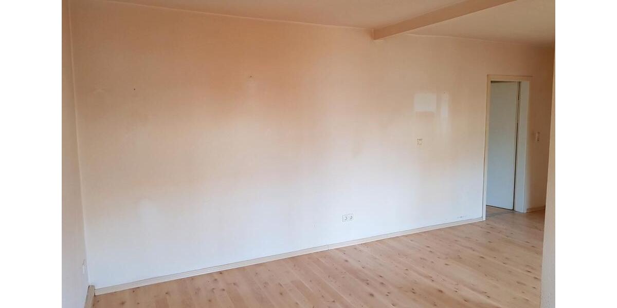 Erdgeschoßwohnung Meuselwitz - 2 Zimmer, 49 m&sup2;, 295&euro; | Angebot:26346016