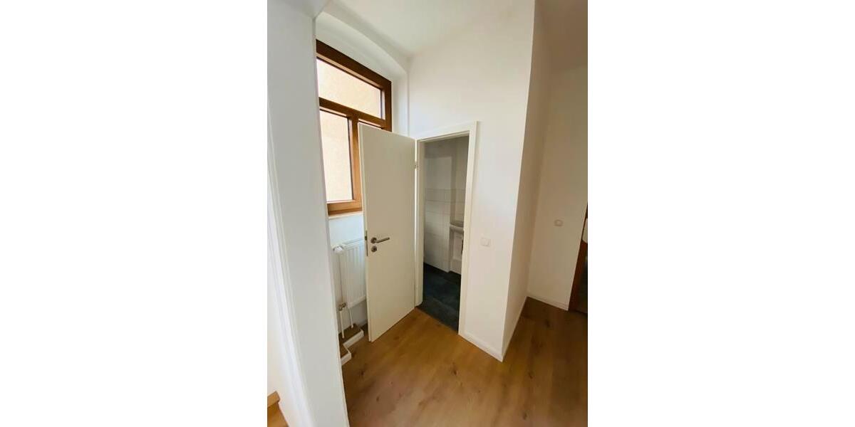 Etagenwohnung Meerane - 2 Zimmer, 58 m&sup2;, 319&euro; | Angebot:25376877