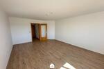 Dachgeschoßwohnung Gera - 3 Zimmer, 81 m&sup2;, 420&euro; | Angebot:26440892