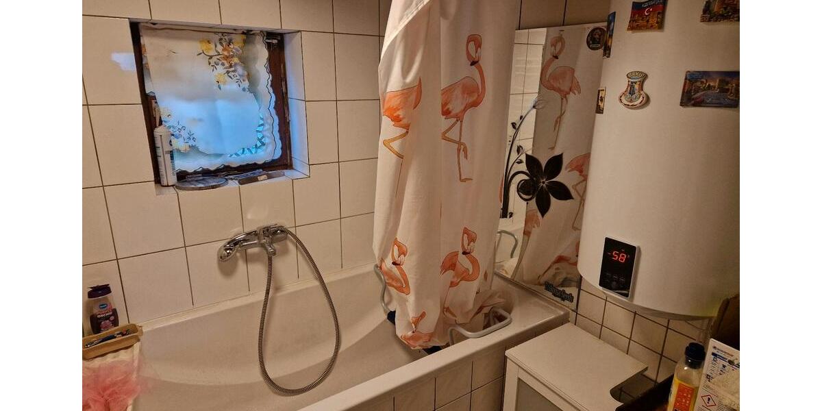 Etagenwohnung Meuselwitz - 8 Zimmer, 160 m&sup2;, 1.200&euro; | Angebot:26321990