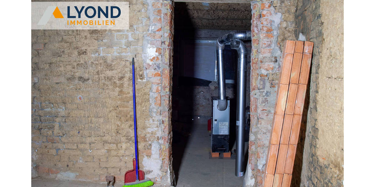 Einfamilienhaus Langenwetzendorf - 5 Zimmer, 186 m&sup2;, 50.000&euro; | Angebot:25798332