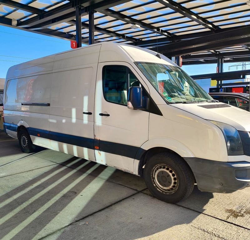 VW Crafter 266.000 km 6.190 € Zwickau 08056