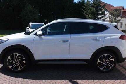 Hyundai TUCSON 97.805 km 16.390 &euro; Harth-Pöllnitz OT Frießnitz 07570