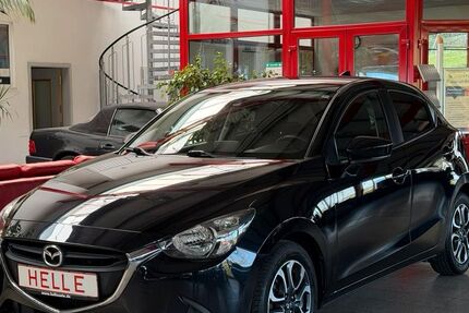 Mazda 2 61.756 km 11.890 &euro; Gera 07552