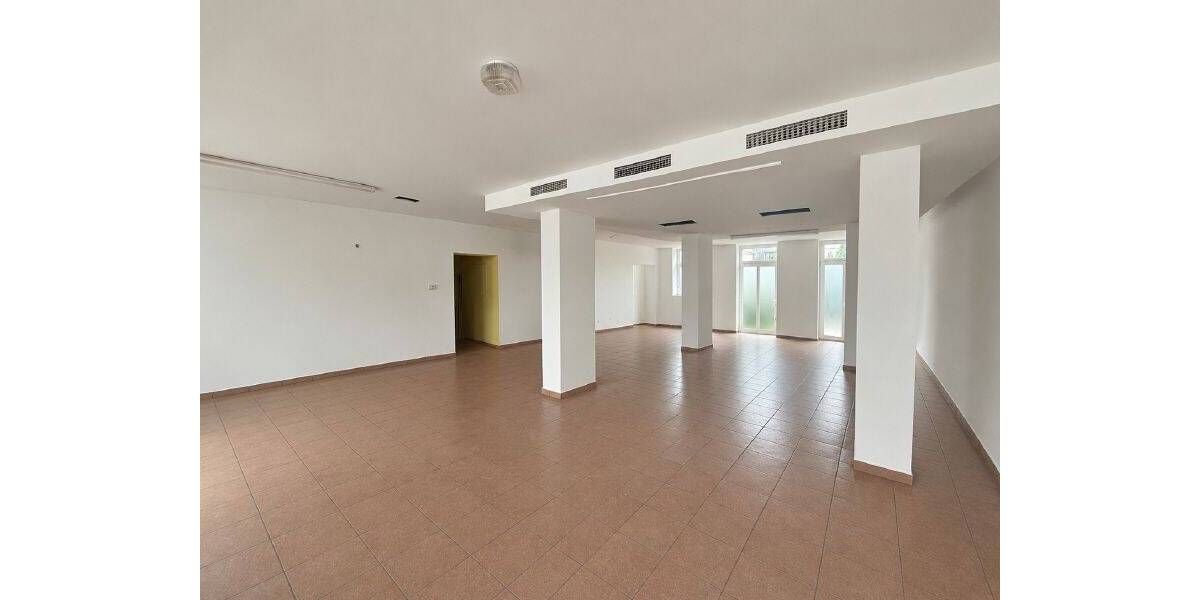 Einfamilienhaus Crimmitschau - 1 Zimmer, 690&euro; | Angebot:26851052