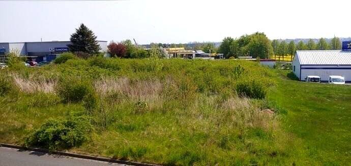 GEWERBEGRUNDSTÜCK AM STADTRAND VON ALTENBURG zimmer