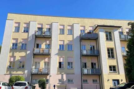 Wohnung Zeitz - 2 Zimmer, 62 m&sup2;, 465&euro; | Angebot:26562860