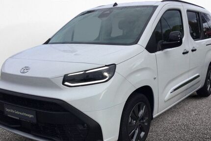 Toyota Proace City (Verso) 3.500 km 32.430 &euro; Petersberg 07616