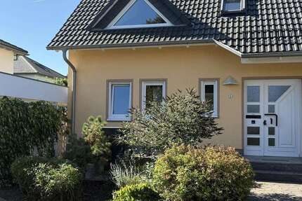 Haus zum Mieten in Bad Köstritz 1.900 € 130 m²