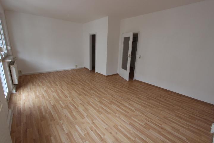 Etagenwohnung Gera Lusan - 3 Zimmer, 70 m&sup2;, 415&euro; | Angebot:26266559