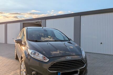 Ford Fiesta 104.000 km 6.999 &euro; Gera 07545