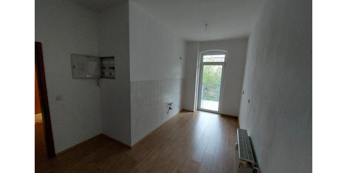 Etagenwohnung Gera Debschwitz - 3 Zimmer, 81 m&sup2;, 650&euro; | Angebot:26427796