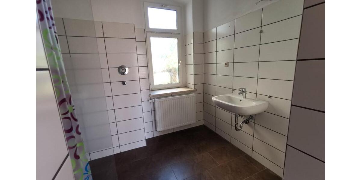 Hochparterre Werdau - 2 Zimmer, 45 m&sup2;, 260&euro; | Angebot:26261372