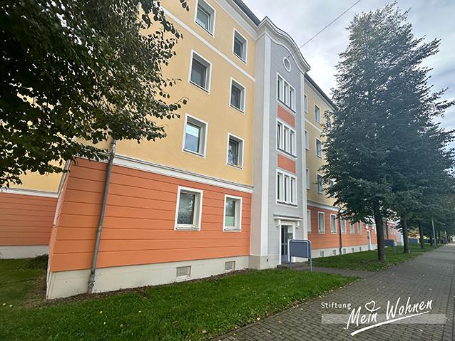 3-Raum-Wohnung mit Balkon zu vermieten! 3 zimmer