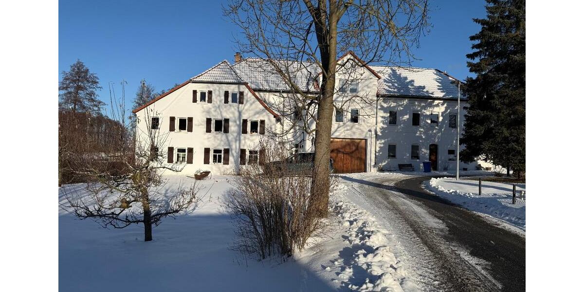 Charaktervoller Vierseithof mit Ausbaureserven, Kamine, FBH 16 zimmer