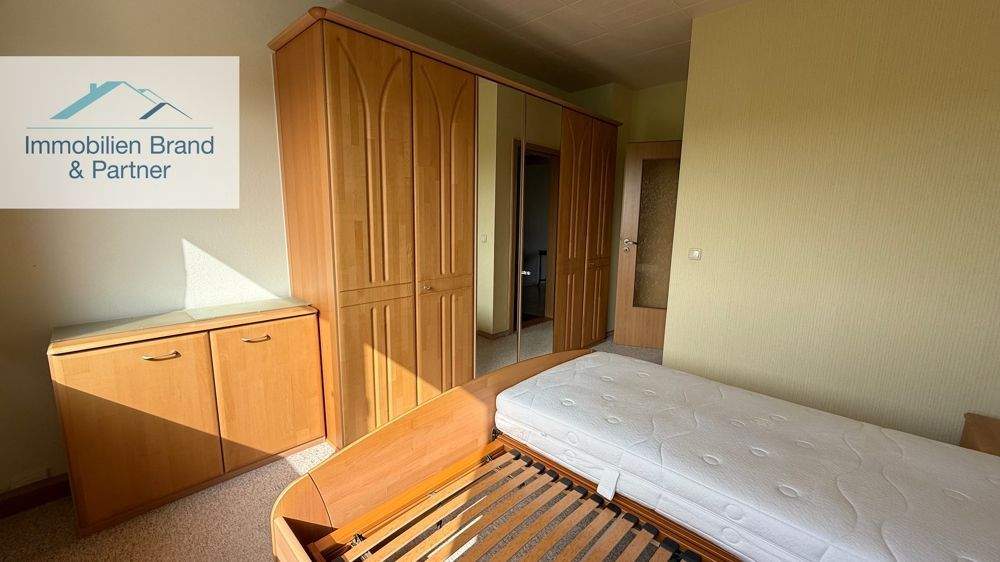 Vermietet 3-Raum Wohnung mit Einbauküche und Garage 3 zimmer