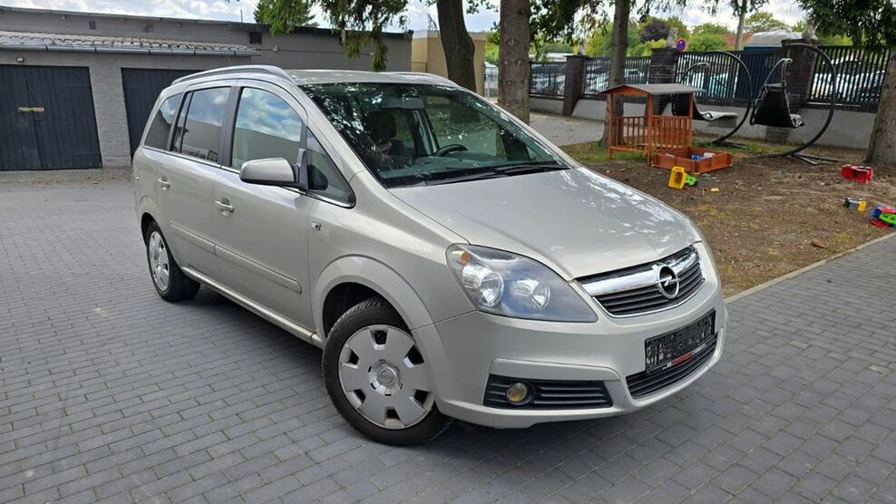 Opel Zafira 234.000 km 1.650 € Zwickau 08056