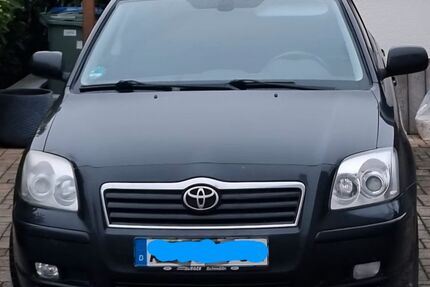 Toyota Avensis 237.440 km 2.290 &euro; Schmölln 04626