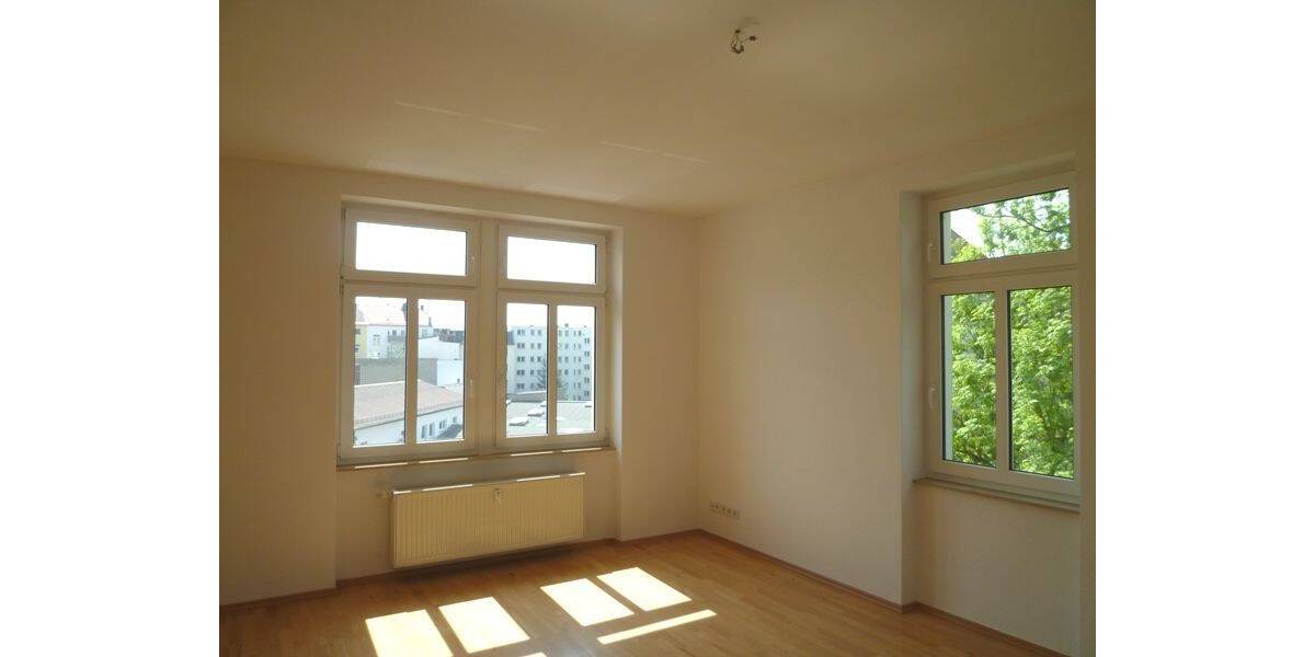 Etagenwohnung Gera Innenstadt - 2 Zimmer, 58 m&sup2;, 340&euro; | Angebot:26585905