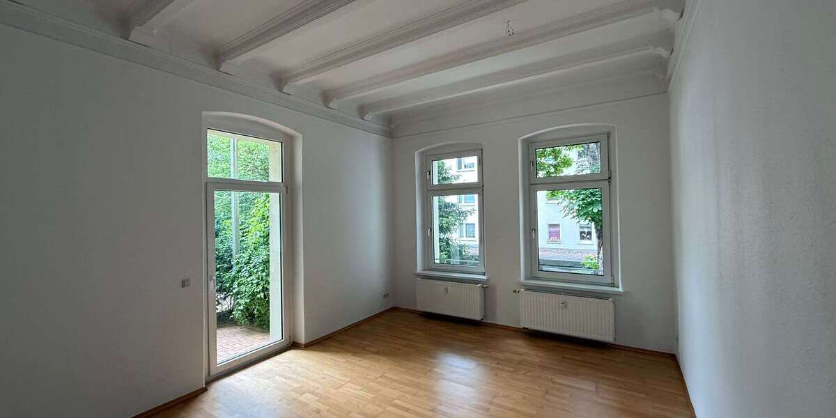 Etagenwohnung Gera Ostviertel - 5 Zimmer, 106 m&sup2;, 750&euro; | Angebot:26848429