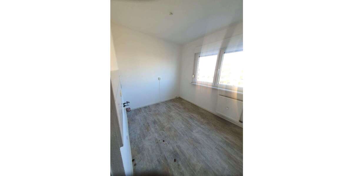 Gemütliche 1-Zimmer-Wohnung im HP mit Balkon und Dusche - Erdgeschoßwohnung Schmölln | Angebot:25897911