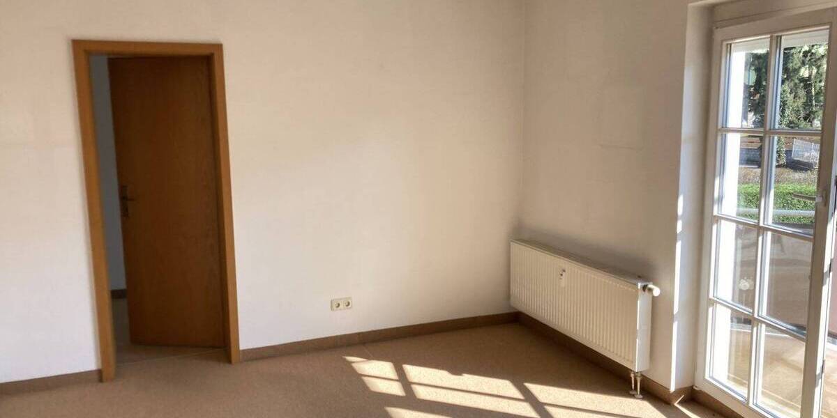 Etagenwohnung Fraureuth - 2 Zimmer, 43 m&sup2;, 290&euro; | Angebot:26261595