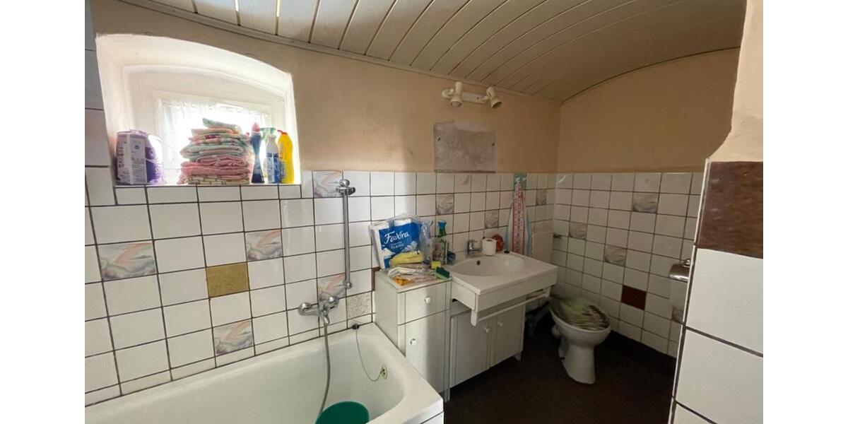 Einfamilienhaus Rositz - 5 Zimmer, 118 m&sup2;, 120.000&euro; | Angebot:26238158