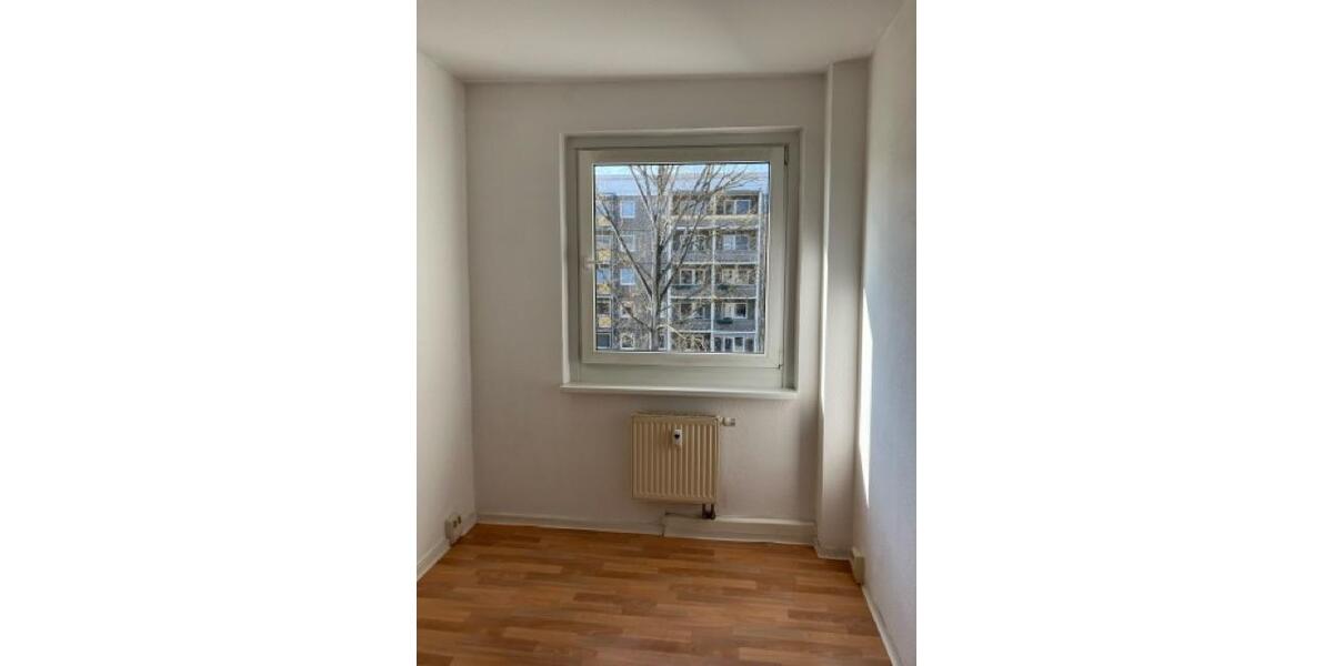 Etagenwohnung Gera Lusan - 2 Zimmer, 55 m&sup2;, 310&euro; | Angebot:25349927