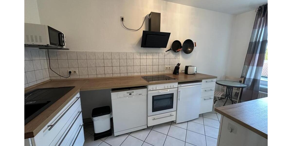 WOW! Vollmöbliertes 3 Zimmer Apartment mit Gartennutzung und PKW Stellplatz! - Etagenwohnung Gera Pforten | Angebot:26384944