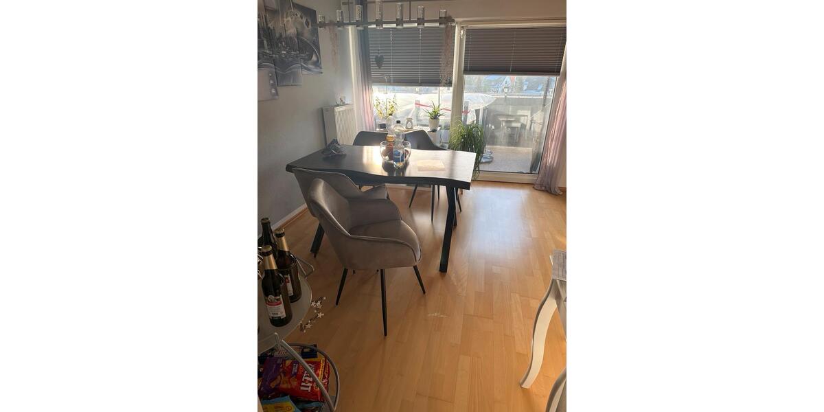 Dachgeschoßwohnung Gera Debschwitz - 2 Zimmer, 80 m&sup2;, 810&euro; | Angebot:25418616