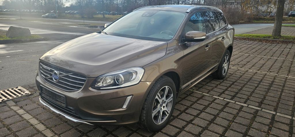 Volvo XC60 133.755 km 18.400 € Zwickau 08058