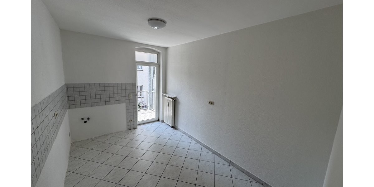 3R.- ETW mit Balkon in guter zentrumsnaher Lage von Gera - Etagenwohnung Gera Ostviertel | Angebot:26348940