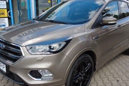 Ford Kuga 72.200 km 17.900 &euro; Triptis 07819