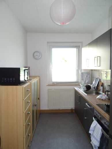 Saniert und neu möbliert - hübsche 3-Zimmer-Eigentumswohnung im Hochparterre in Hohenleuben zu verkaufen 3 zimmer