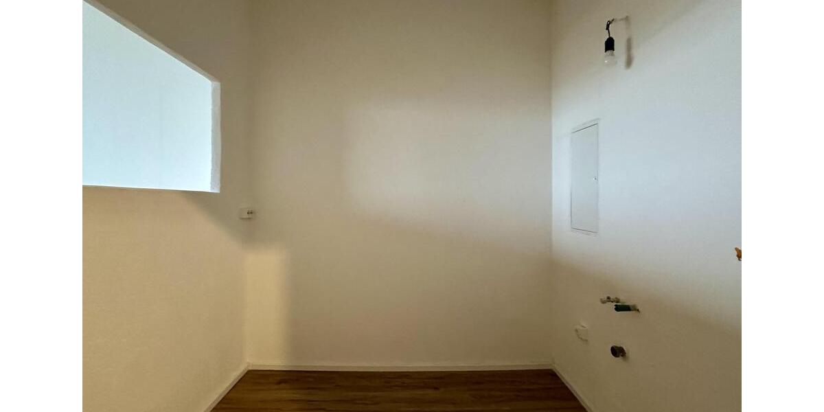 Etagenwohnung Gera Lusan - 1.5 Zimmer, 52 m&sup2;, 310&euro; | Angebot:26461093