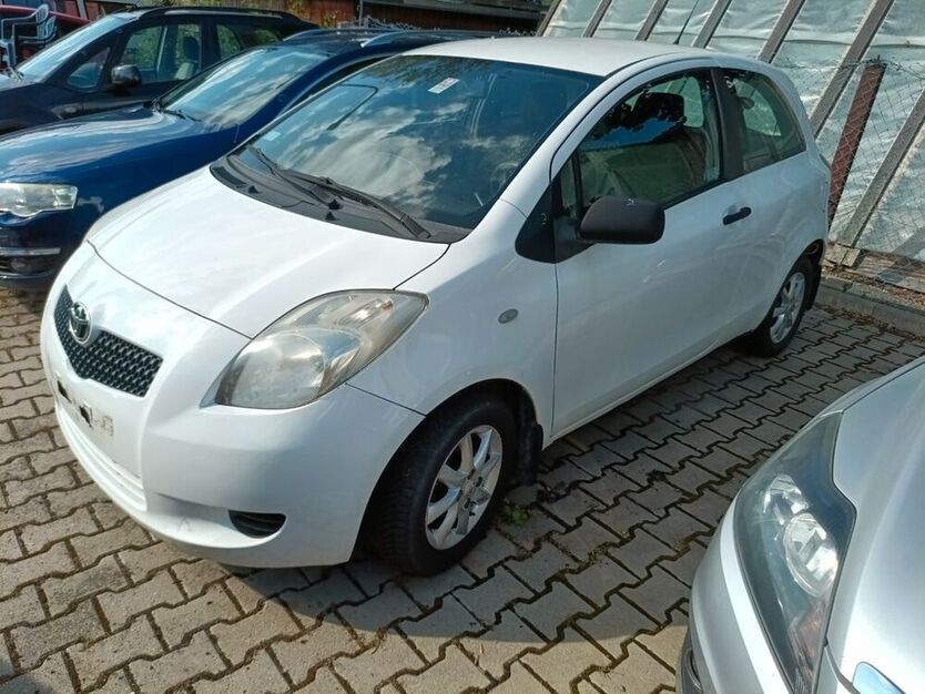 Yaris