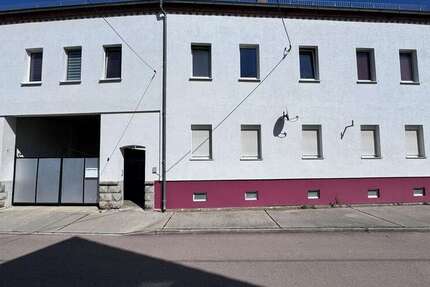 Haus Teuchern OT Kössuln Kössuln - 11 Zimmer, 256 m&sup2;, 195.000&euro; | Angebot:23105171
