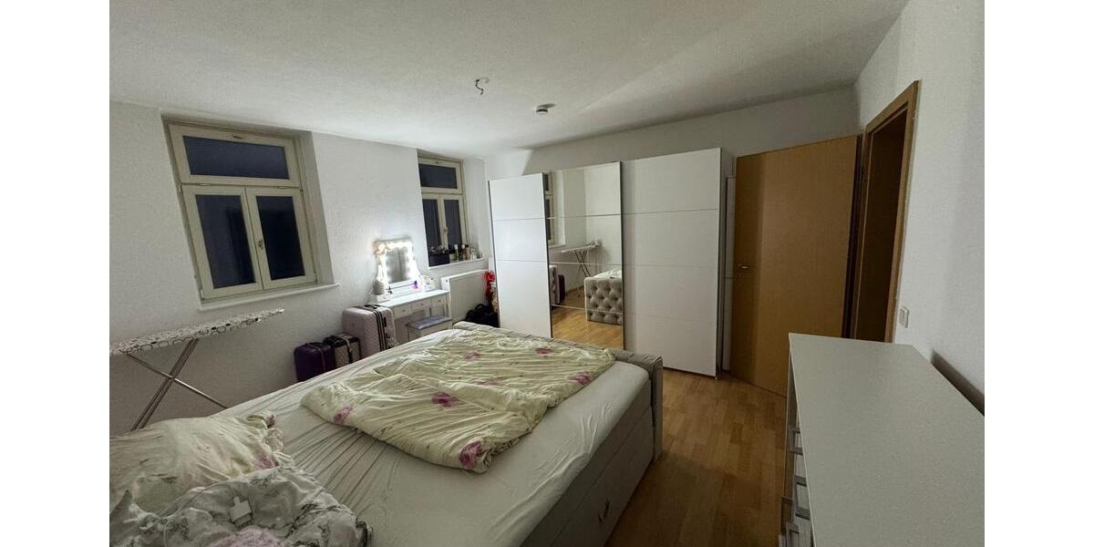 Etagenwohnung Altenburg - 2 Zimmer, 83 m&sup2;, 498&euro; | Angebot:26613171