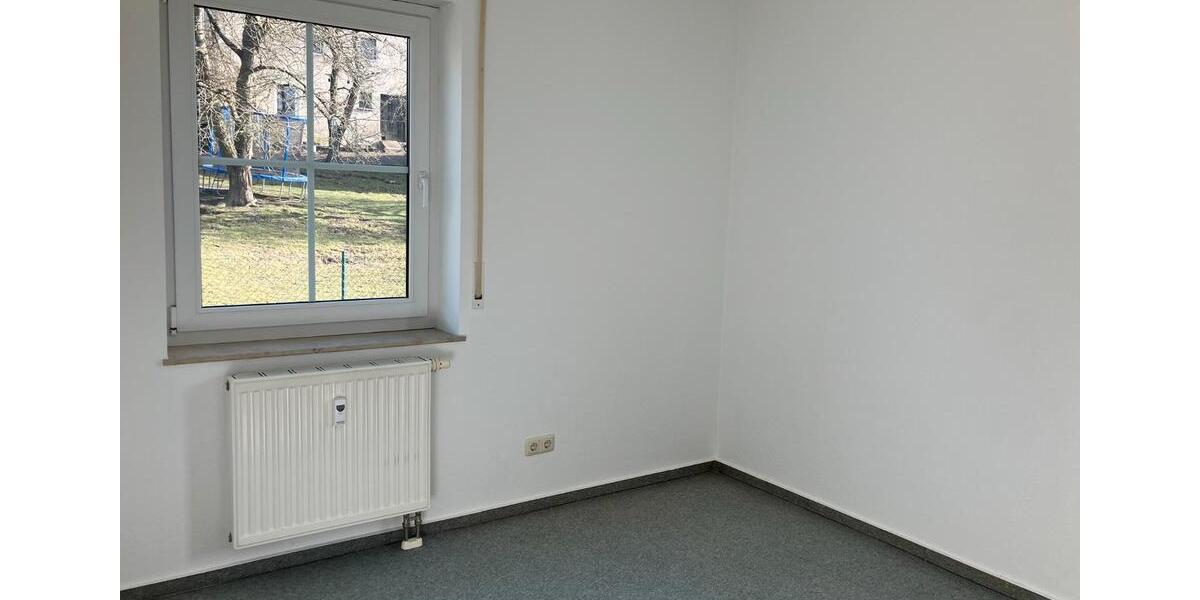 Etagenwohnung Greiz - 4 Zimmer, 90 m&sup2;, 156.000&euro; | Angebot:26123855