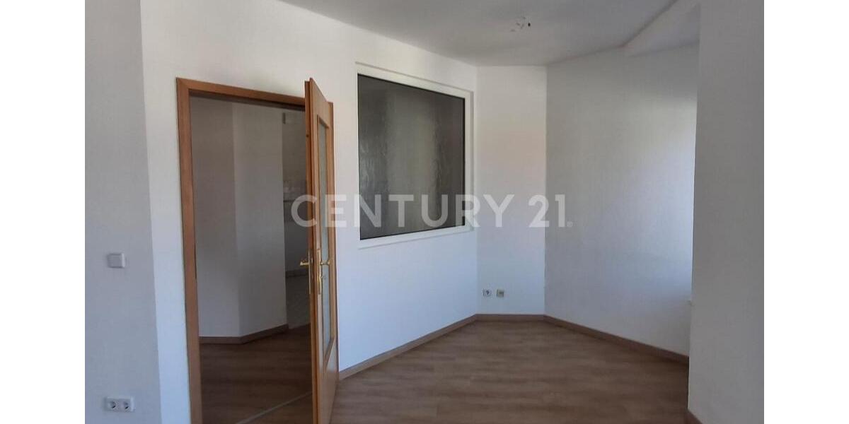 Dachgeschoßwohnung Gera Alt-Bieblach - 3 Zimmer, 62 m&sup2;, 397&euro; | Angebot:26085935