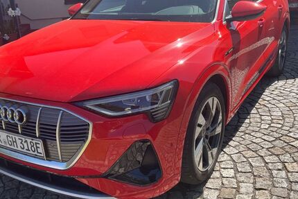Audi e-tron 36.958 km 30.500 &euro; Bad Köstritz 07586