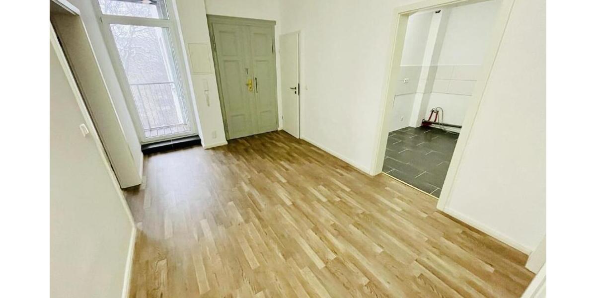 Modern sanierte 4 Raum-Wohnung mit Balkon und schickem Bad! - Etagenwohnung Gera Ostviertel | Angebot:26335029