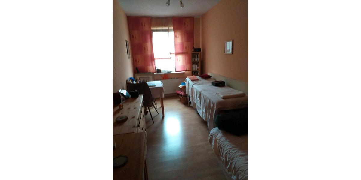 Etagenwohnung Gera Bieblach-Ost - 4 Zimmer, 92 m&sup2;, 75.000&euro; | Angebot:26949726