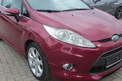 Ford Fiesta 141.700 km 4.990 &euro; Kretzschau 06712
