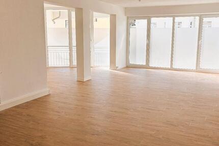 Wohnung Gera Debschwitz - 2 Zimmer, 121 m&sup2;, 595&euro; | Angebot:26301164